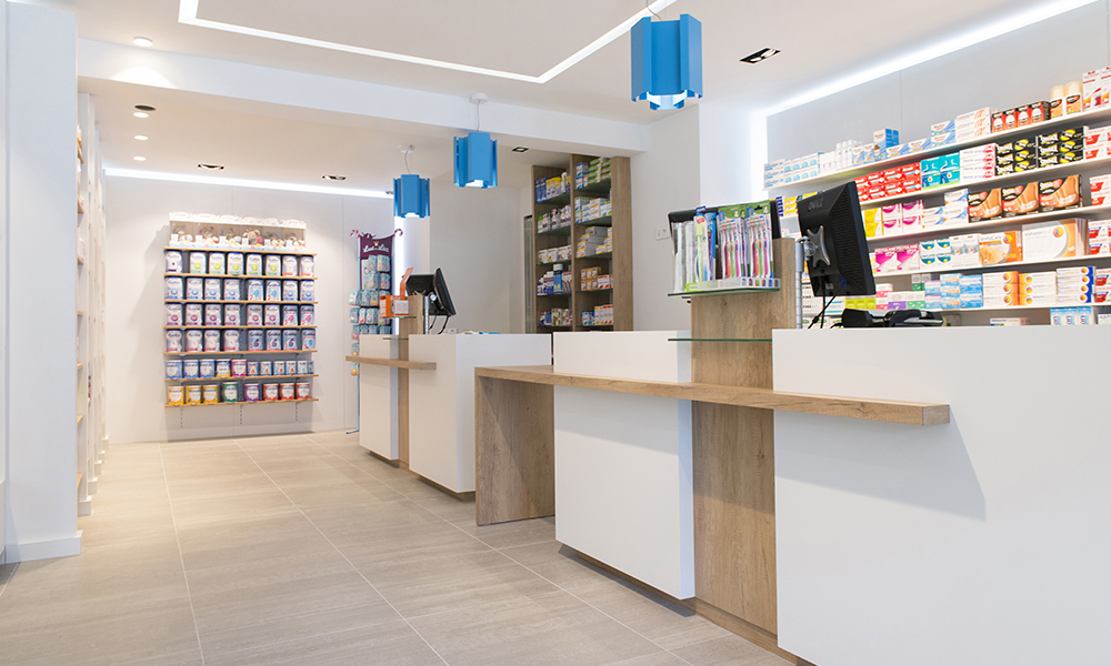 réalisation adb vannieu agencements retail pharmacie